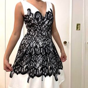 Le Chateau Lace Dress Black and White Size Small